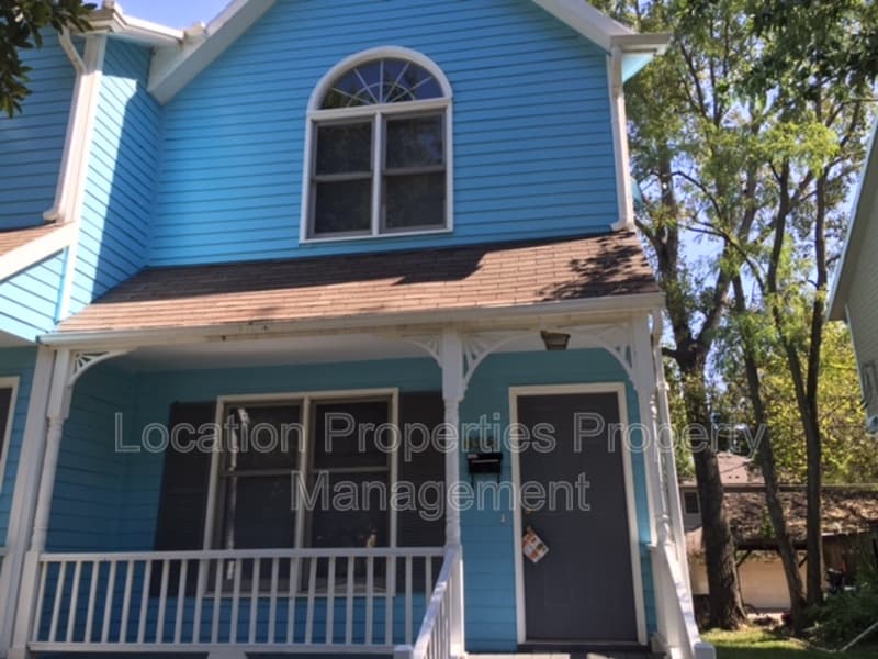 828 Maine Street, main listing photo